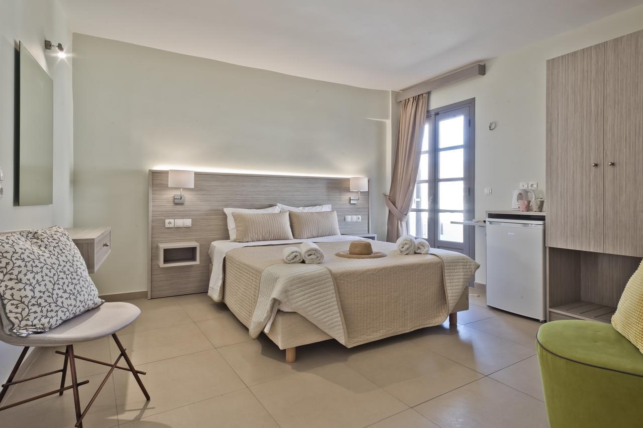 Nereus Luxurious Suites Karpathos Extérieur photo